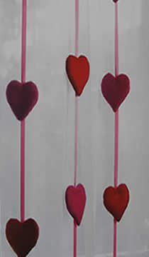 cortinas-con-detalle-en-corazones cortinas-con-detalle-en-corazones