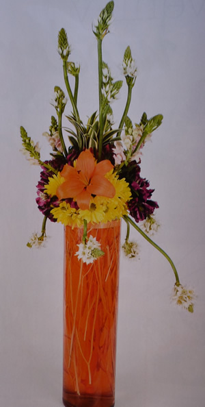 Arreglo floral en naranja 1