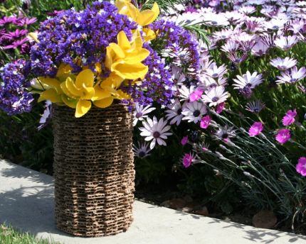 Manualidades para el hogar un florero con carton 1