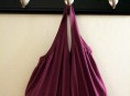 imagen Lindas bolsas realizadas con viejas camisetas