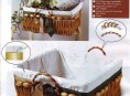 imagen Cesta decorada con abalorios y cintas