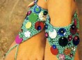 imagen Tejido a crochet: apliques coloridos para los pies