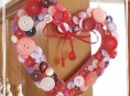 imagen Manualidades del Dia de los Enamorados: Corazón de botones