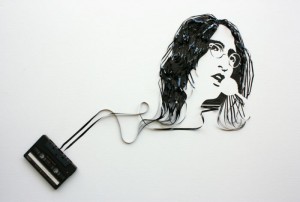 Increibles manualidades con cinta de cassettes-19