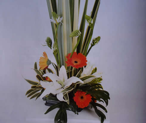 Manualidades con flores un arreglo floral para una cena inolvidable-2 Manualidades con flores un arreglo floral para una cena inolvidable-2