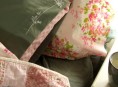 imagen Borda las fundas de tus almohadas