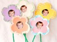 imagen Flores de papel con fotografías de tus pequeños