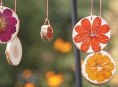 imagen Móvil con materiales naturales