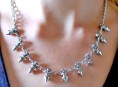 imagen Un collar de pinchos