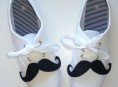 imagen Zapatillas con bigotes
