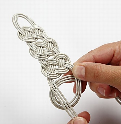 Brazalete de cuero trenzado DIY 6