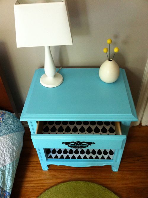 Mesa de noche renovada 8