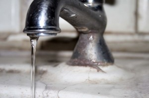 Consejos prácticos para las cañerías congeladas Consejos prácticos para las cañerías congeladas