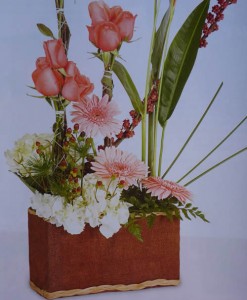 Arreglo floral juvenil y fresco 2 Arreglo floral juvenil y fresco 2