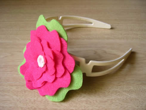 Diadema con flor de fieltro movible13 Diadema con flor de fieltro movible13