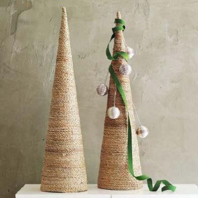 Arbol de navidad con yute y telgopor Arbol de navidad con yute y telgopor