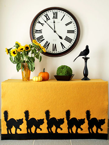 Halloween mantel de fieltro para el recibidor