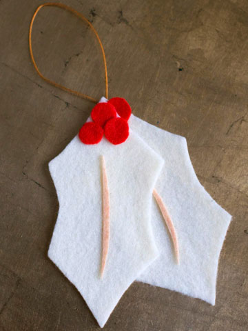 Adorno de hojas para el árbol de Navidad