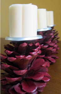 candelabro de piñas de pino 1