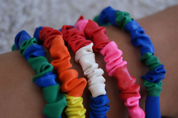 Pulseras fáciles con globos 1