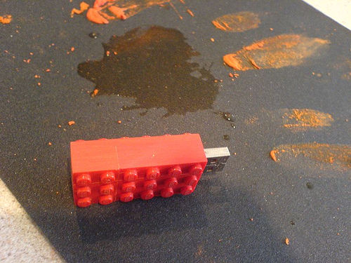 Como hacer un lego pendrive 5