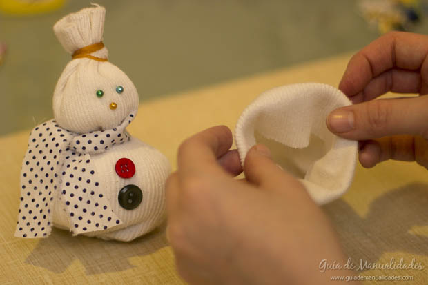 Muñeco navideño con medias 16