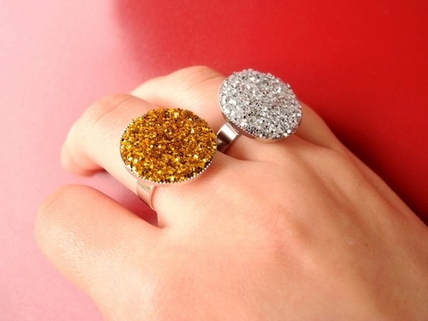 Anillos con brillantina