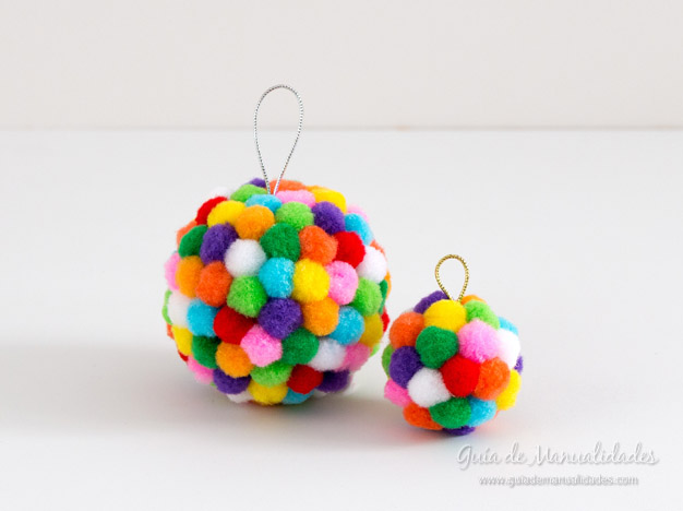 Adornos de navidad con pompones 8