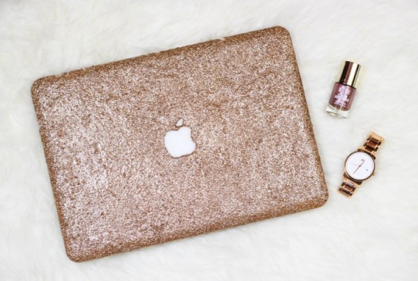 funda-para-portatil-con-mucho-brillo-01