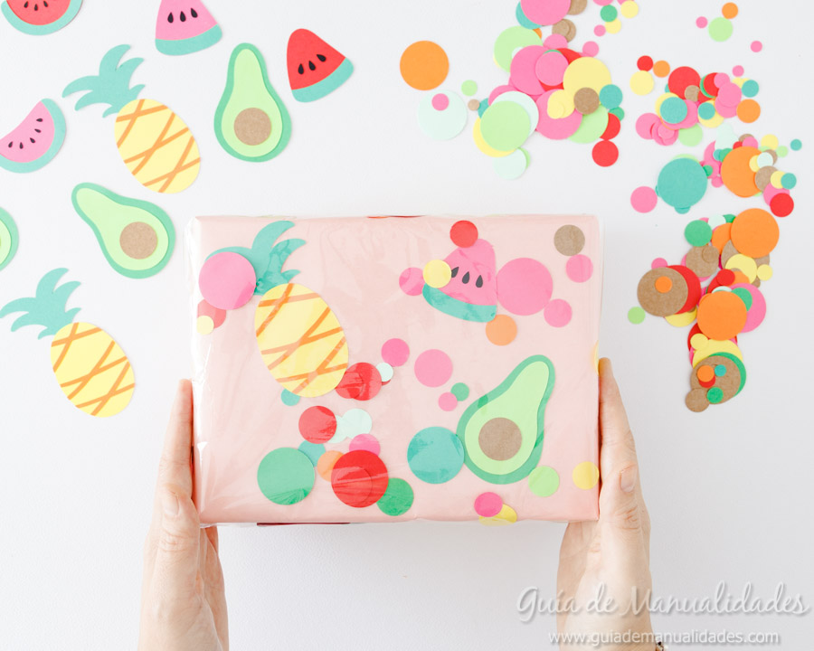 Frutas tropicales de papel para envolver regalos 12