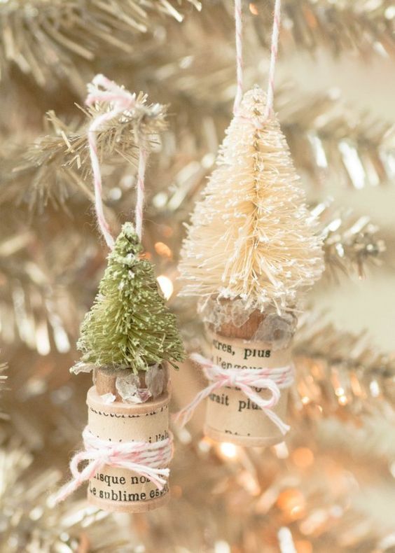 Ideas para hacer con mini arbolitos de Navidad 15