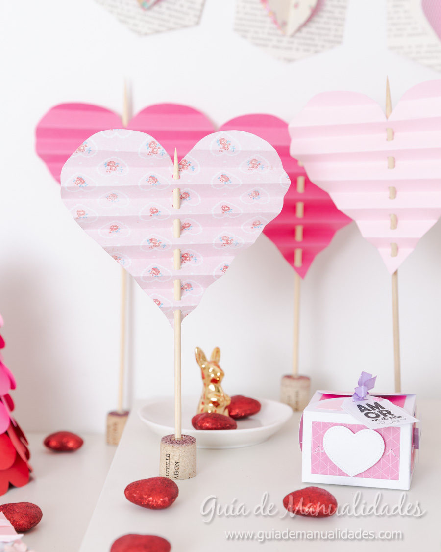 Corazones de papel decorativos 1