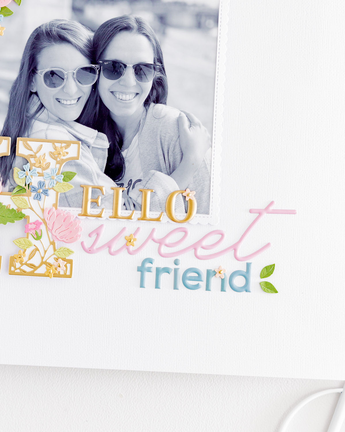 Hello Sweet Friend Layout with Spellbinders Clubs - Guía De Manualidades